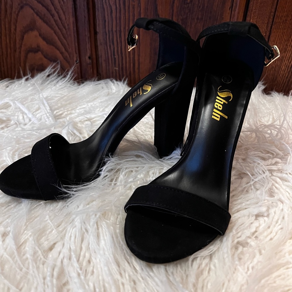 Black faux suade heels